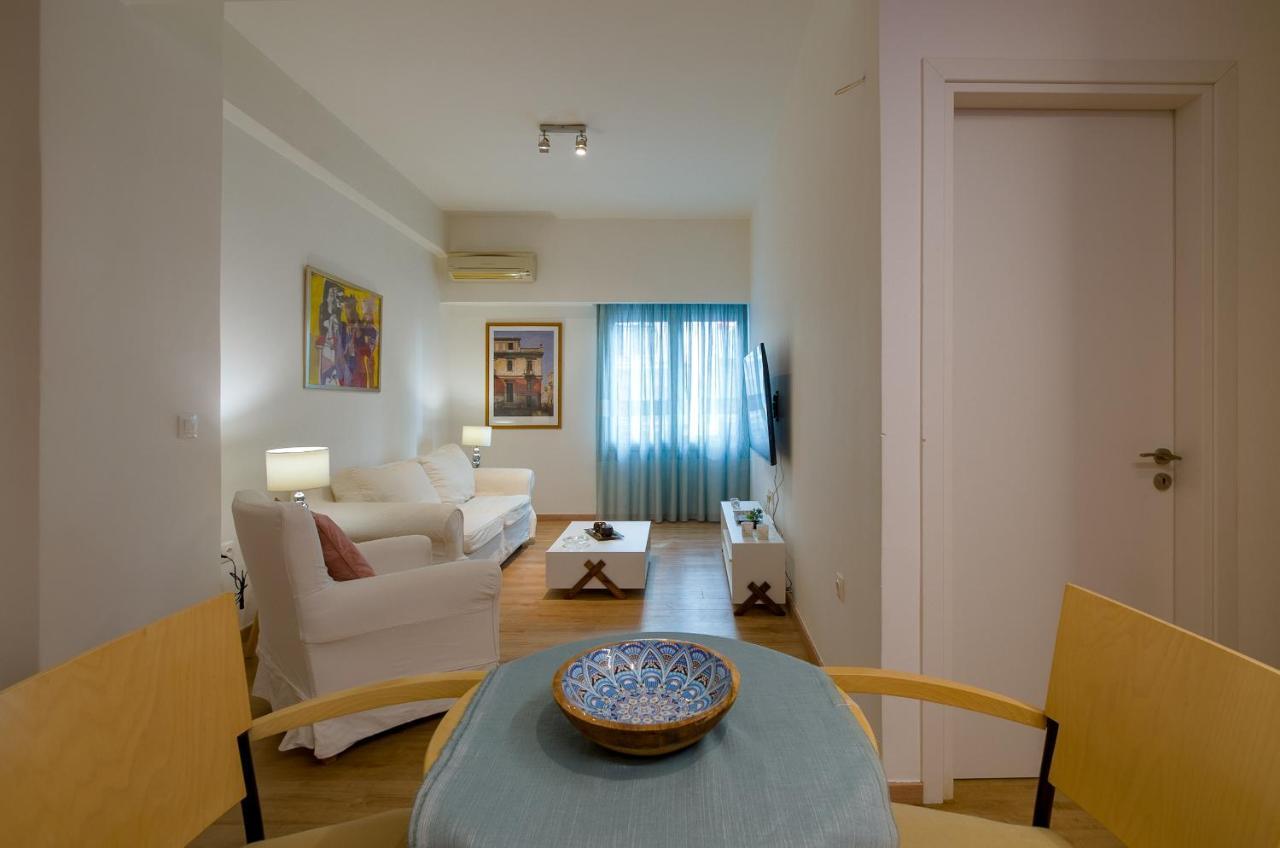 Nice 1Bd Apartment Close To Metro Station Ampelokipoi Aten Exteriör bild