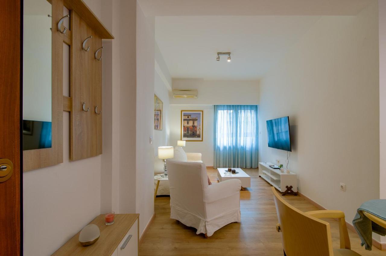 Nice 1Bd Apartment Close To Metro Station Ampelokipoi Aten Exteriör bild