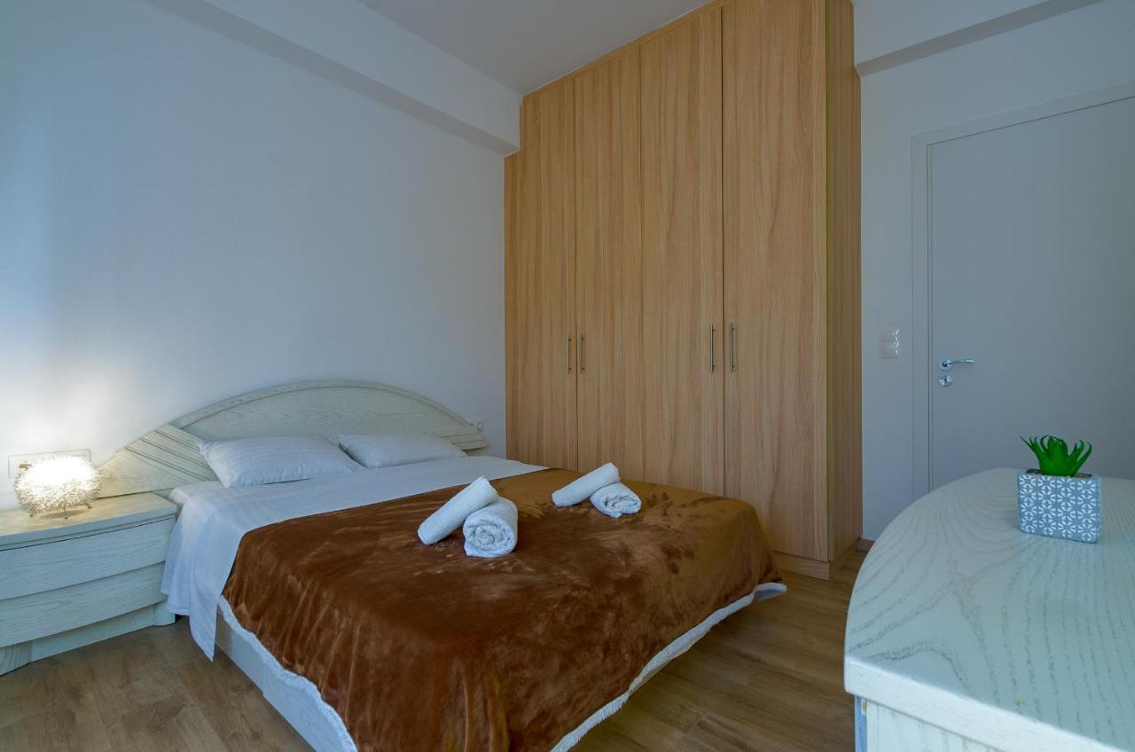 Nice 1Bd Apartment Close To Metro Station Ampelokipoi Aten Exteriör bild